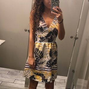 Tropical Patterned Dress 🌴
